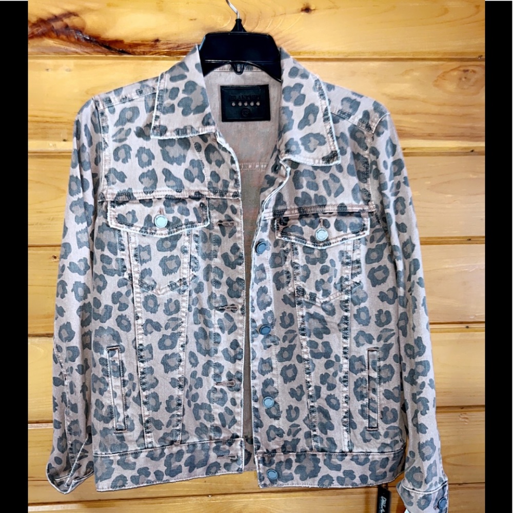 Leopard print jean jacket xs NWT